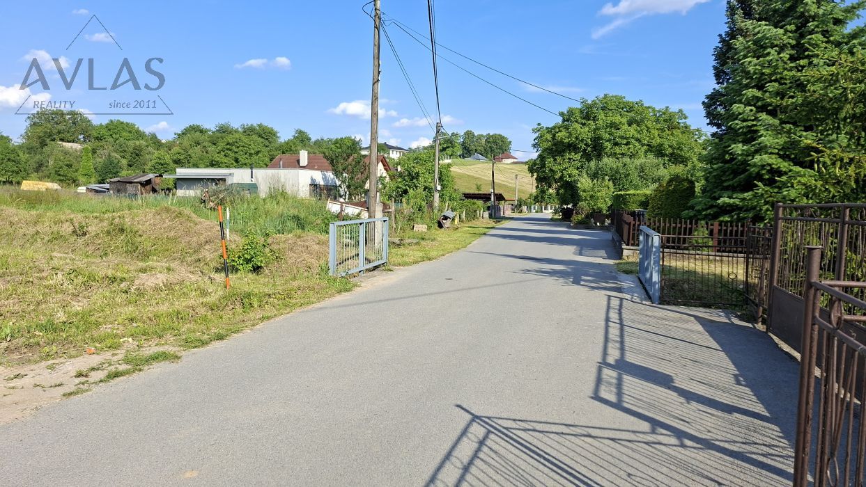 Slnečný pozemok 611m2 s potenciálom len na skok od Prešova — 6