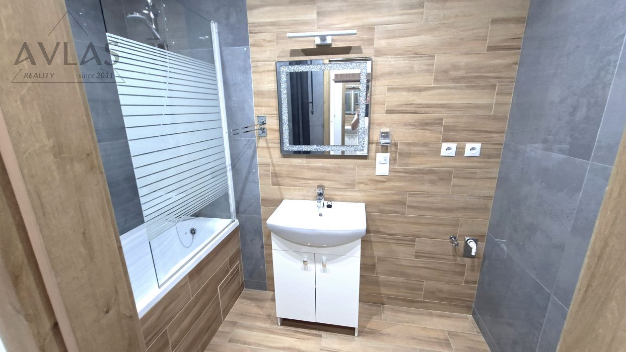 Kompletne zrekonštruovaný a zariadený 1-izbový byt v širšom centre mesta — 8