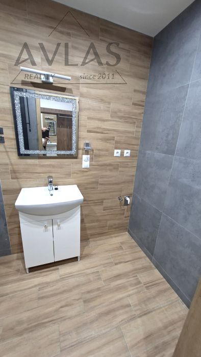Kompletne zrekonštruovaný a zariadený 1-izbový byt v širšom centre mesta — 9