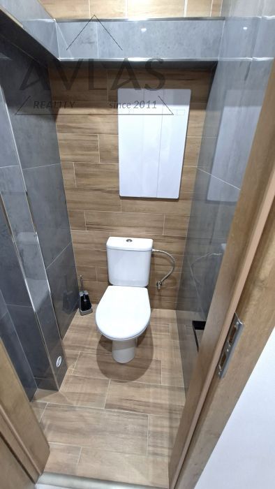Kompletne zrekonštruovaný a zariadený 1-izbový byt v širšom centre mesta — 11