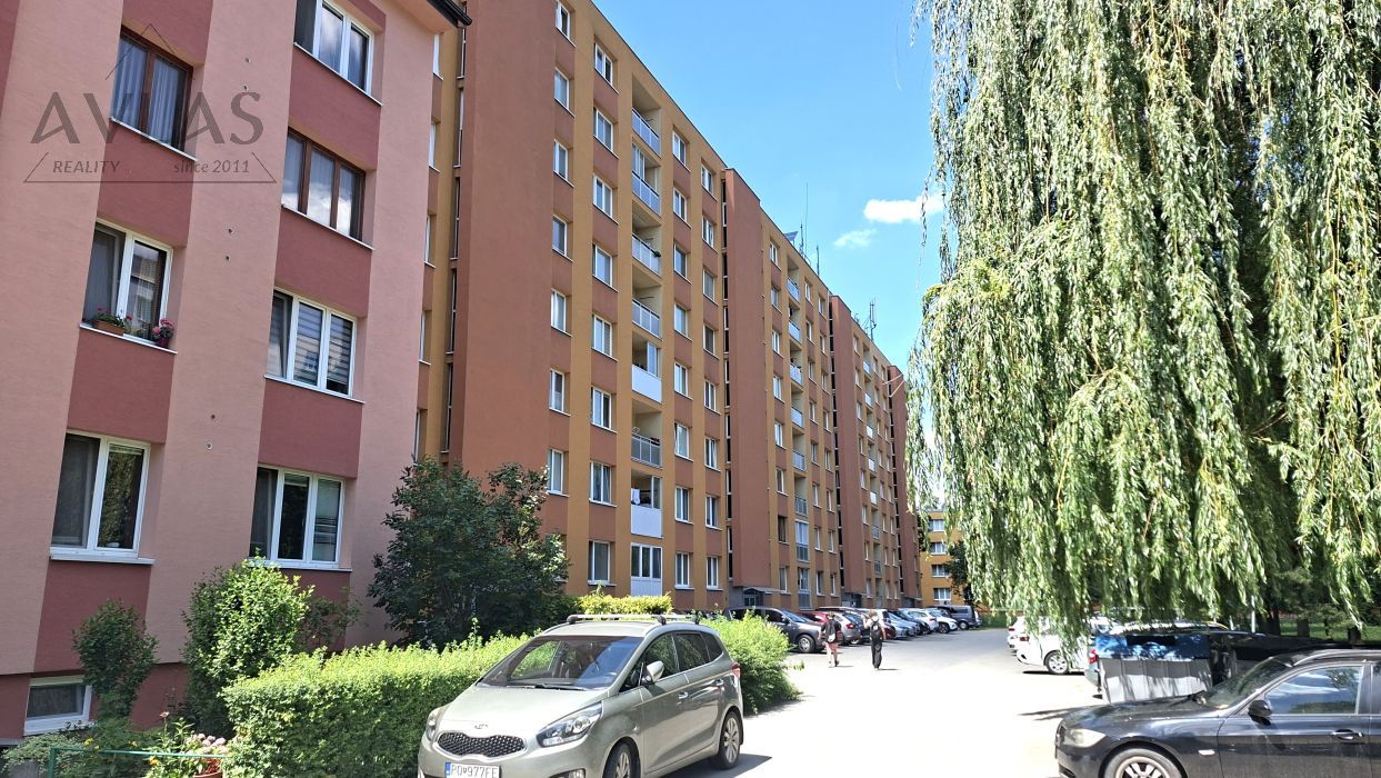 Kompletne zrekonštruovaný a zariadený 1-izbový byt v širšom centre mesta — 15