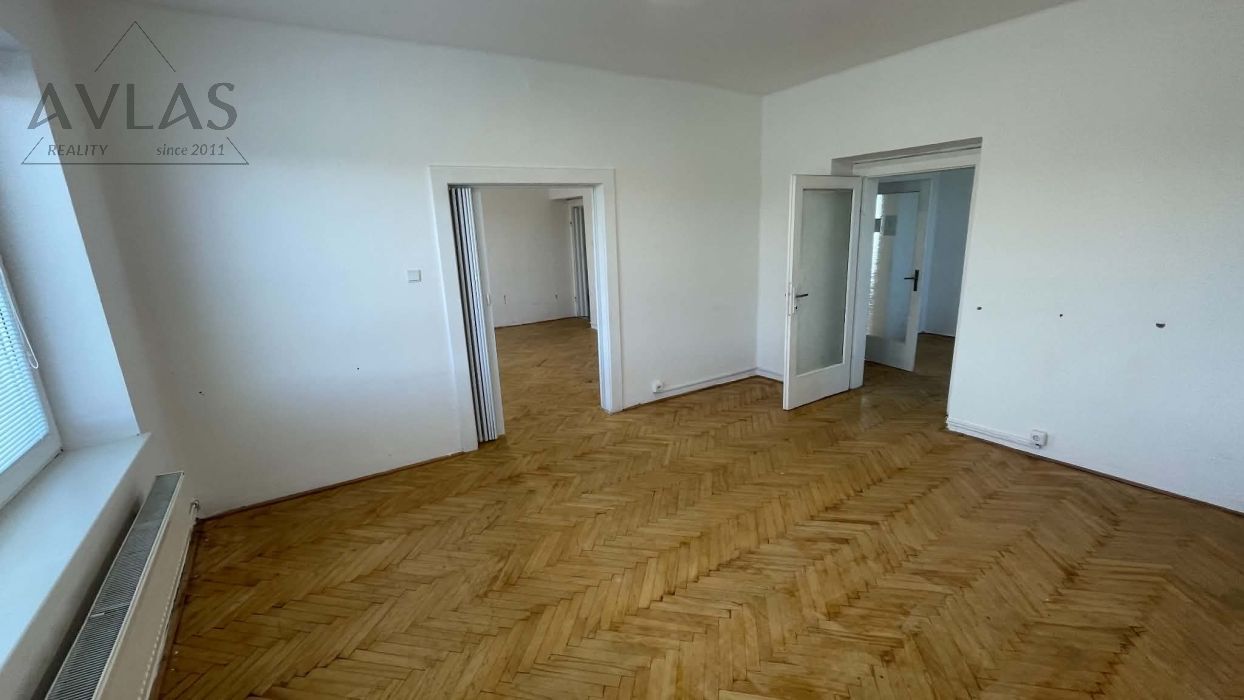 PRENÁJOM KANCELÁRSKYCH PRIESTOROV 100m2 — 8