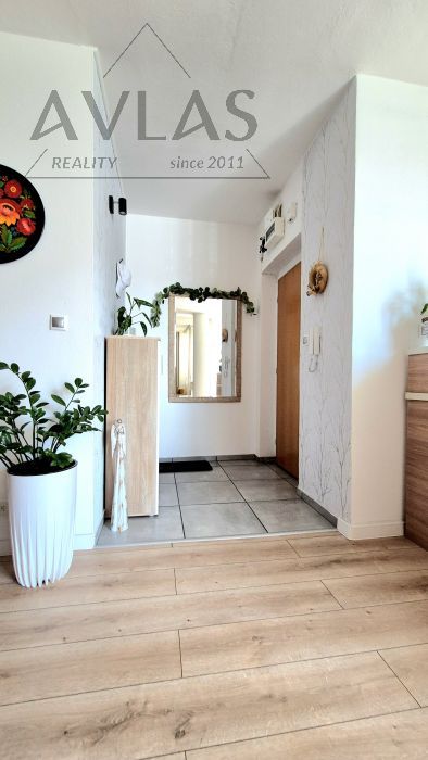 Ponúkame na prenájom moderný 3. izbový byt s dvomi balkónmi. — 7