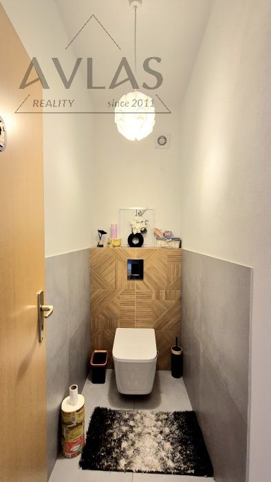 Ponúkame na prenájom moderný 3. izbový byt s dvomi balkónmi. — 9