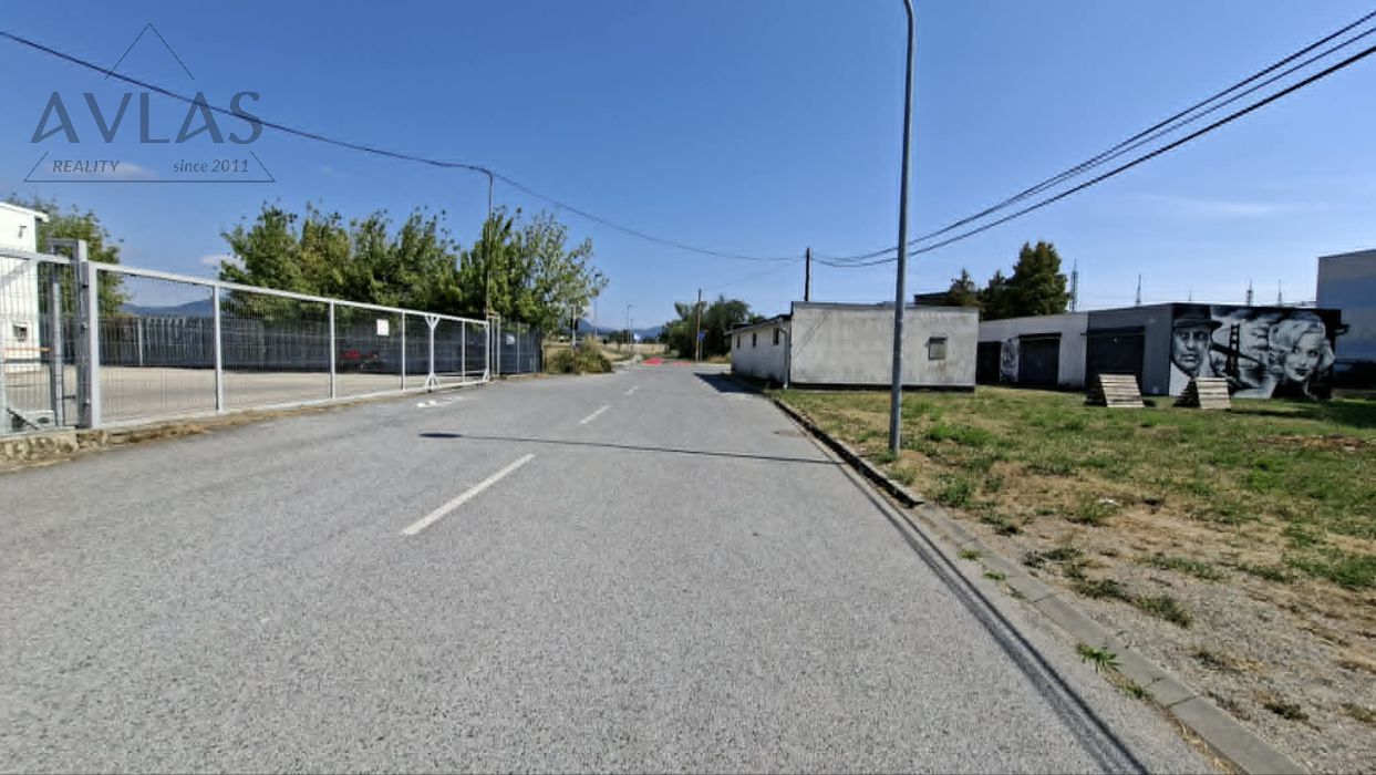 Slnečný rovinatý pozemok Solivar – Šváby 2315m2 — 7