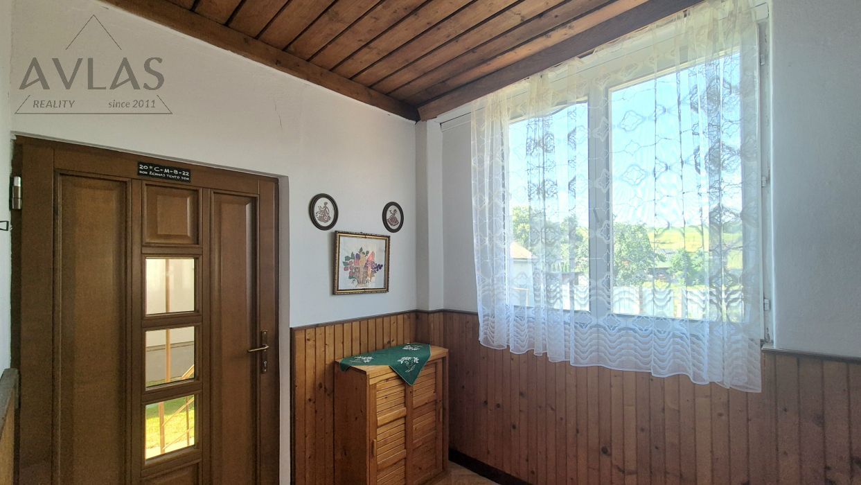 Zachovalý rodinný dom v Spišskej Starej Vsi. — 15
